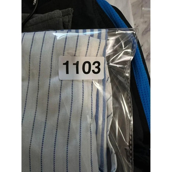 NEW Maurices striped peplum tank top with zig zag tie front size XL #1103 - Picture 4 of 5